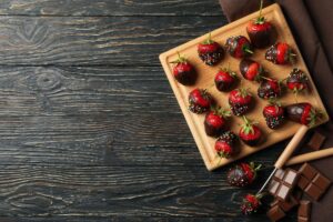 Dark Chocolate-Dipped Strawberries